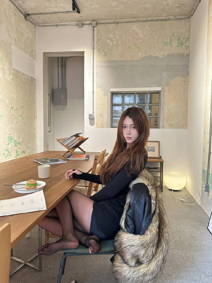 药屋少女的呢喃 封面